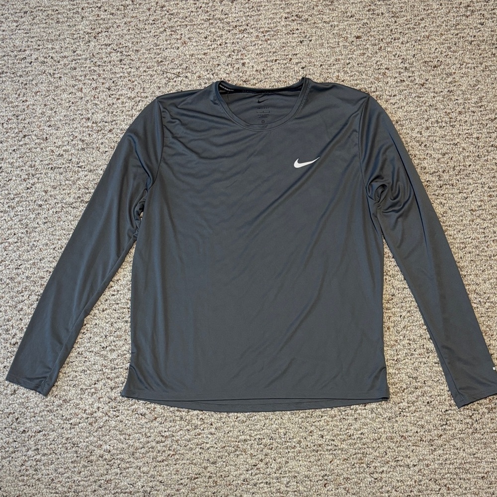 Nike Gray Long Sleeve Performance Tee
